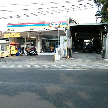 A Pousada Omah Etan Batu Batu  Exterior foto